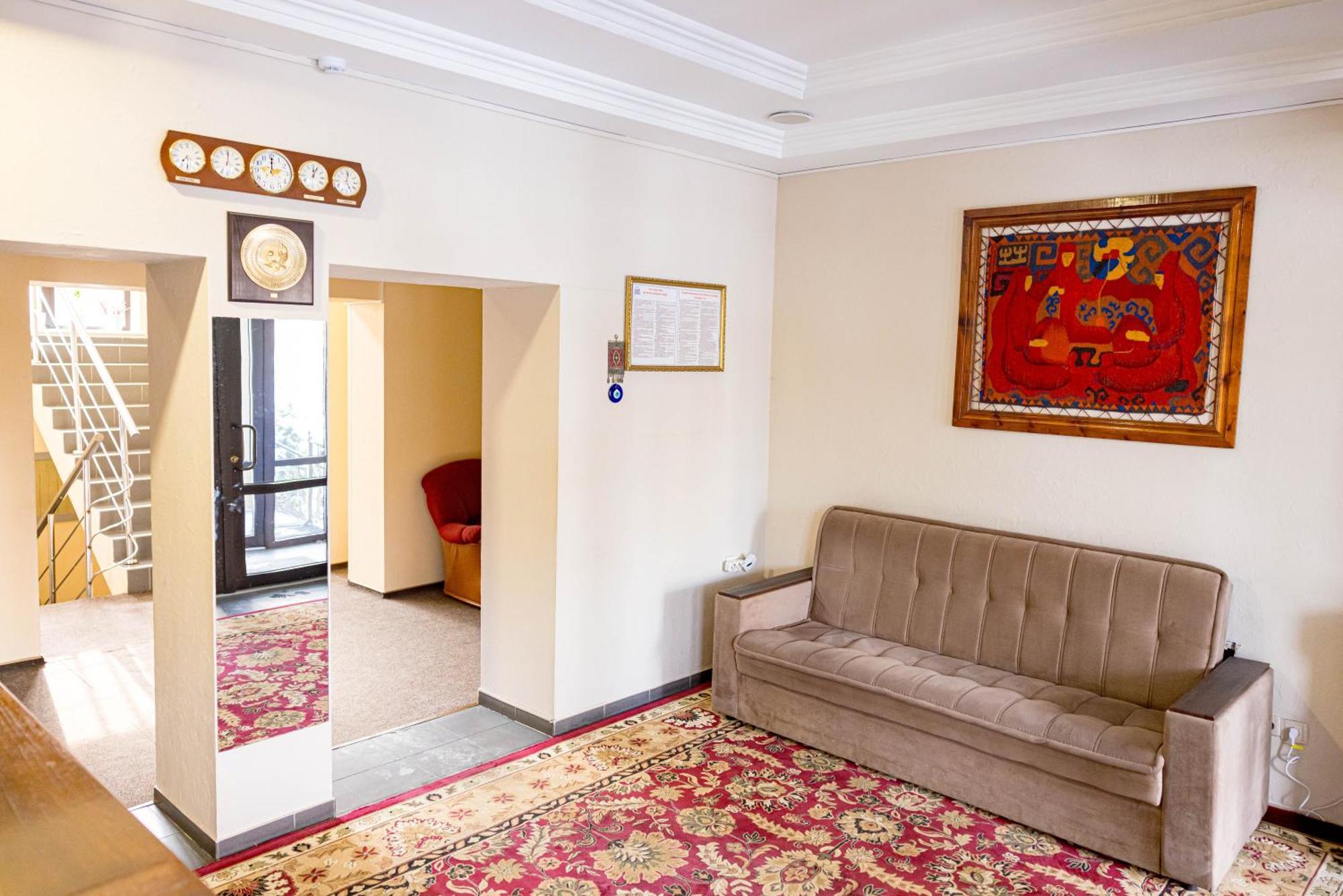 Hotel Saya Алматы Экстерьер фото